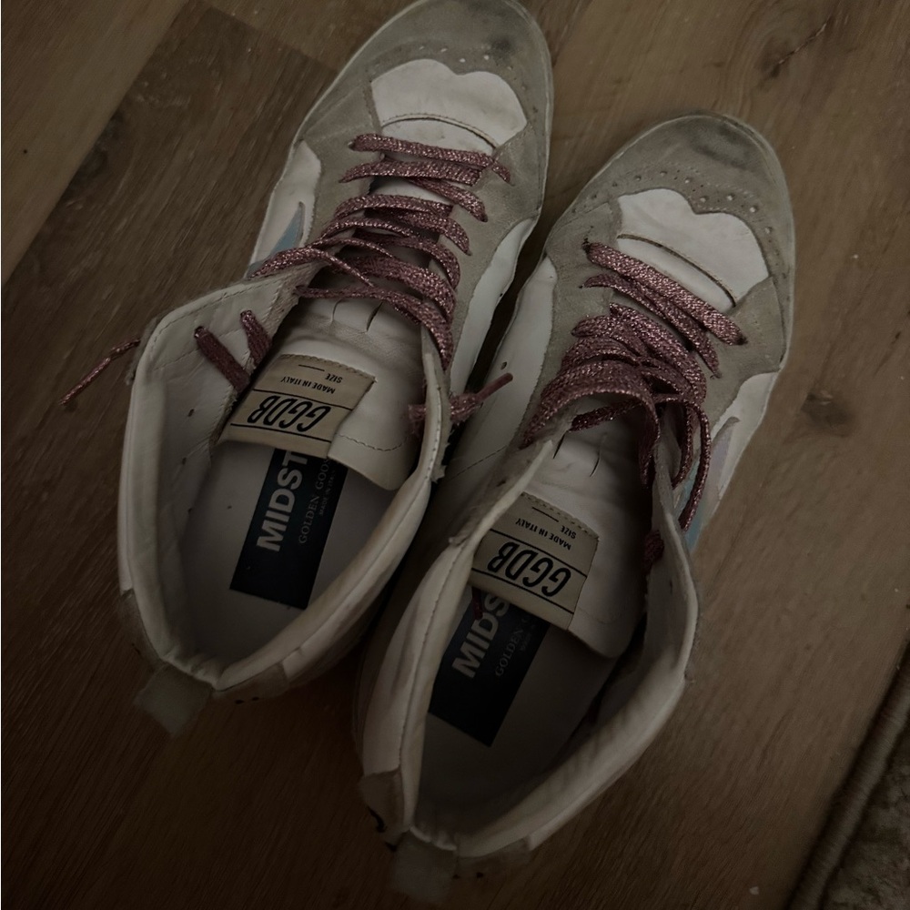 GOLDEN GOOSE!!!!